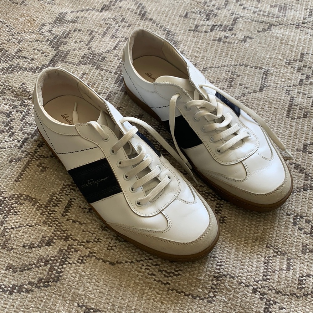 Men’s Ferragamo white sneakers